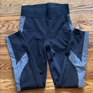 Lululemon ‘Box it Out tights’